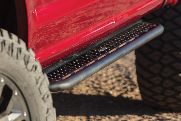Go Rhino - Go Rhino D6 Dominator Steel Side Steps-Black Textured Powdercoat with Mounting Brackets D60368T