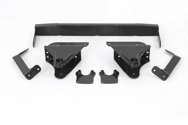 Fabtech - Fabtech 3.5" SPRING HANGER W/PERF SHKS 99-00 FORD F250/350 4WD K2020