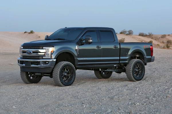 Fabtech - Fabtech 8" 4LINK SYS W/COILS & DLSS SHKS 17-20 FORD F250/F350 4WD DIESEL K2266DL