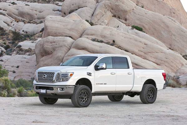 Fabtech - Fabtech 2" DLSS 2.5 C/O SYS W/ RR DLSS 2016-18 NISSAN TITAN XD 4WD K6007DL