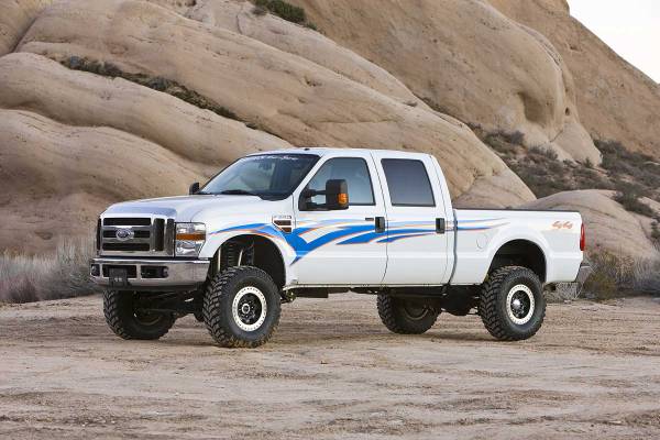 Fabtech - Fabtech 6" 4LINK SYS W/COILS & PERF SHKS 2008-16 FORD F250 4WD K2120