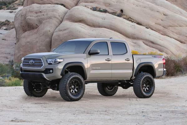 Fabtech - Fabtech 6" BASIC SYS 2016-21 TOYOTA TACOMA 4WD/2WD 6LUG MODEL ONLY K7047