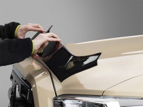 Weathertech - Weathertech Low Profile Aerodynamic Hood Protector 55142
