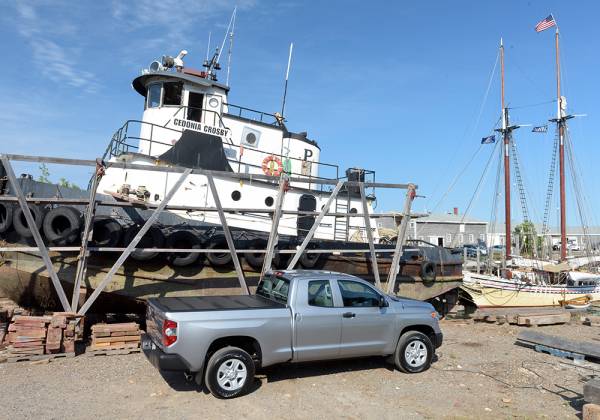 Bak Industries - Bak Industries BAKFlip G2 07-21 Tundra 6'6" w/ Deck Rail Sys w/o Trail Special Edition Strg Bxs 226410T