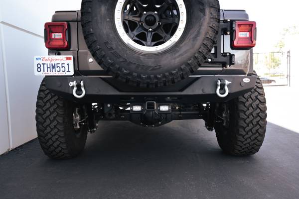 DV8 Offroad - DV8 Offroad AHJP-02 07-22 JEEP WRANGLER JK/JL BOLT ON HITCH WITH CUBE LIGHTS AHJP-01
