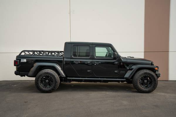 DV8 Offroad - DV8 Offroad 20-22 JEEP GLADIATOR JT AND 15-21 TOYOTA TACOMA 2PC ADJUSTABLE OVERLAND RACK RRUN-01
