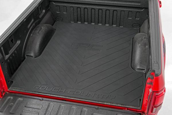 Rough Country - Rough Country GM Bed Mat RC Logos (07-18 1500 / 07-19 HD PU - 5' 8" Bed) RCM680