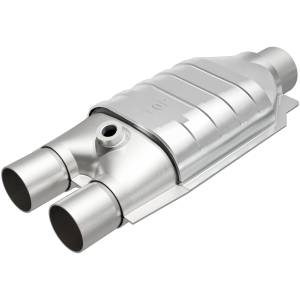 MagnaFlow Exhaust Products - MagnaFlow Exhaust Products California Universal Catalytic Converter - 2.50in. 4451337 - Image 2