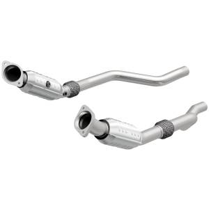 MagnaFlow Exhaust Products - MagnaFlow Exhaust Products Standard Grade Direct-Fit Catalytic Converter 16421 - Image 2