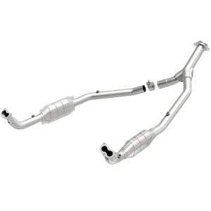 MagnaFlow Exhaust Products - MagnaFlow Exhaust Products Standard Grade Direct-Fit Catalytic Converter 93696 - Image 2