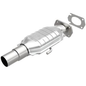 MagnaFlow Exhaust Products - MagnaFlow Exhaust Products Standard Grade Direct-Fit Catalytic Converter 93439 - Image 2