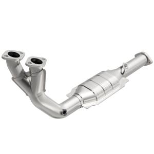 MagnaFlow Exhaust Products - MagnaFlow Exhaust Products Standard Grade Direct-Fit Catalytic Converter 23138 - Image 2