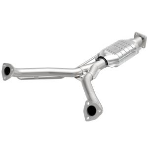 MagnaFlow Exhaust Products - MagnaFlow Exhaust Products Standard Grade Direct-Fit Catalytic Converter 23794 - Image 2