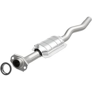 MagnaFlow Exhaust Products - MagnaFlow Exhaust Products Standard Grade Direct-Fit Catalytic Converter 23251 - Image 2