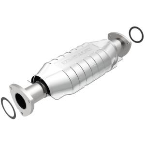 MagnaFlow Exhaust Products - MagnaFlow Exhaust Products Standard Grade Direct-Fit Catalytic Converter 23483 - Image 2