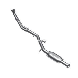 MagnaFlow Exhaust Products - MagnaFlow Exhaust Products Standard Grade Direct-Fit Catalytic Converter 23553 - Image 2