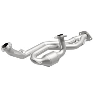 MagnaFlow Exhaust Products - MagnaFlow Exhaust Products HM Grade Direct-Fit Catalytic Converter 23738 - Image 2