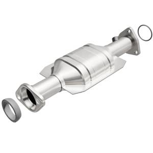 MagnaFlow Exhaust Products - MagnaFlow Exhaust Products HM Grade Direct-Fit Catalytic Converter 27401 - Image 2
