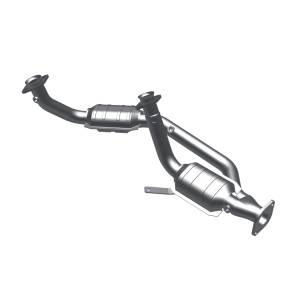 MagnaFlow Exhaust Products - MagnaFlow Exhaust Products HM Grade Direct-Fit Catalytic Converter 23534 - Image 2