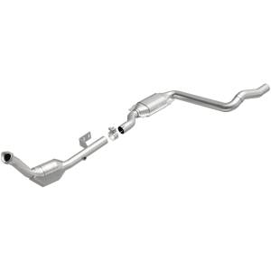 MagnaFlow Exhaust Products - MagnaFlow Exhaust Products OEM Grade Direct-Fit Catalytic Converter 52116 - Image 2