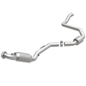 MagnaFlow Exhaust Products - MagnaFlow Exhaust Products OEM Grade Direct-Fit Catalytic Converter 49863 - Image 2