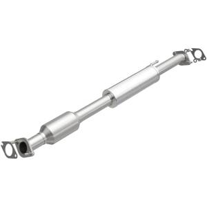 MagnaFlow Exhaust Products - MagnaFlow Exhaust Products OEM Grade Direct-Fit Catalytic Converter 21-147 - Image 2