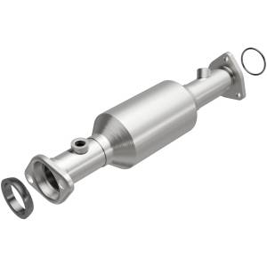 MagnaFlow Exhaust Products - MagnaFlow Exhaust Products California Direct-Fit Catalytic Converter 4481639 - Image 2