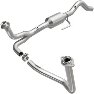 MagnaFlow Exhaust Products - MagnaFlow Exhaust Products California Direct-Fit Catalytic Converter 4451205 - Image 2