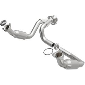 MagnaFlow Exhaust Products - MagnaFlow Exhaust Products California Direct-Fit Catalytic Converter 5451631 - Image 2