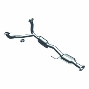 MagnaFlow Exhaust Products - MagnaFlow Exhaust Products California Direct-Fit Catalytic Converter 334311 - Image 2