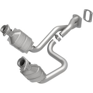 MagnaFlow Exhaust Products - MagnaFlow Exhaust Products California Direct-Fit Catalytic Converter 4451631 - Image 2