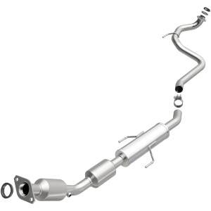 MagnaFlow Exhaust Products - MagnaFlow Exhaust Products California Direct-Fit Catalytic Converter 551581 - Image 2
