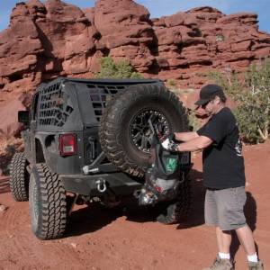 Smittybilt - Smittybilt Pick It Up Mesh Trash Bag - Going Green 2792 - Image 3