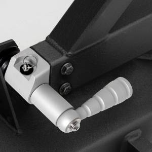 Smittybilt - Smittybilt XRC RR BUMP W HITCH TIRE JK 2/4DOOR 76856 - Image 3