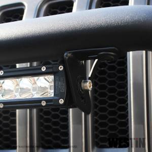 Westin WJ2 Bumper Bull Bar LED Light Bar Mount 59-88015