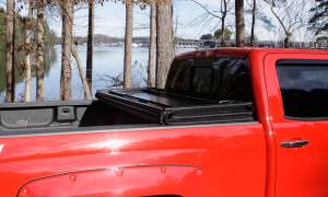 Lund Hard Fold Tonneau Cover 969559