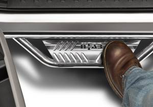 N-Fab - N-Fab Podium SS - W2W w/Bed Acs (3 Steps) - 15.5-18 (19-21 Clc) Ram 1500 6'4" Quad-SS HPD1594QC-6-SS - Image 2