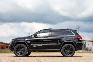 Rough Country - Rough Country Jeep 2.5in Coil Spring Lift Kit (11-15 Grand Cherokee WK2) 91130 - Image 4