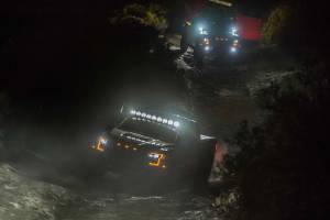 KC HiLiTES - Gravity LED Pro6 Light Bar: 4 Pods (26in / Spot + Flood Beam) - Image 8